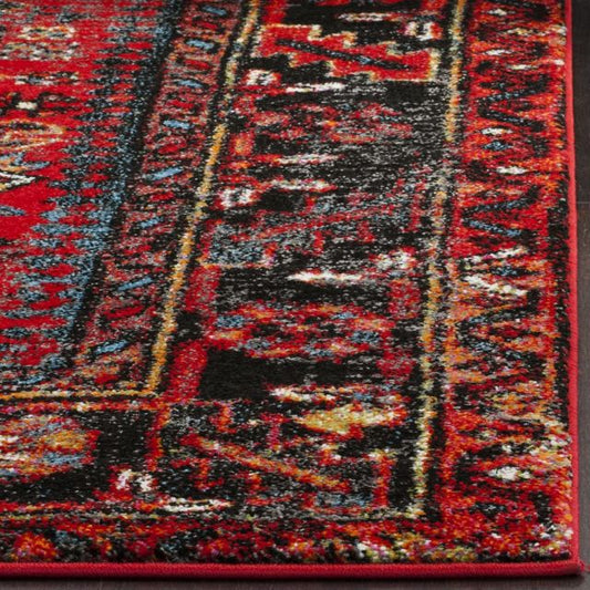 Safavieh Vintage Hamadan Collection 4' x 6' Red / Multi VTH211A